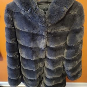 HOODED FAUX FUR COAT